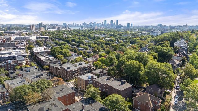 285 Corey Rd 4, Boston, MA 02135