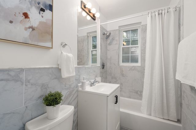 285 Corey Rd 4, Boston, MA 02135