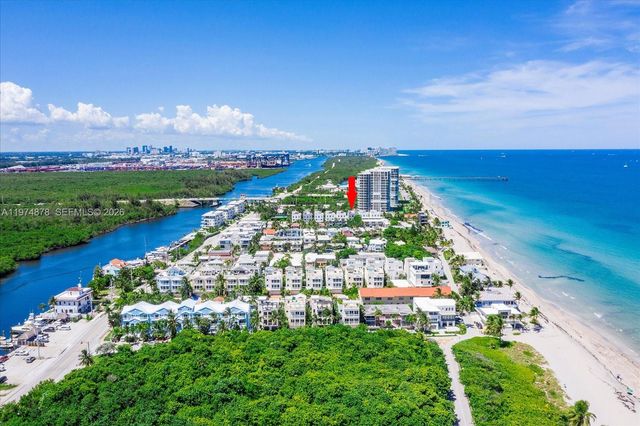 332 Balboa St, Hollywood, FL 33019