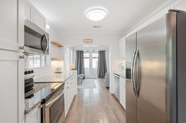 238 Broadway Street, St Simons Island, GA 31522