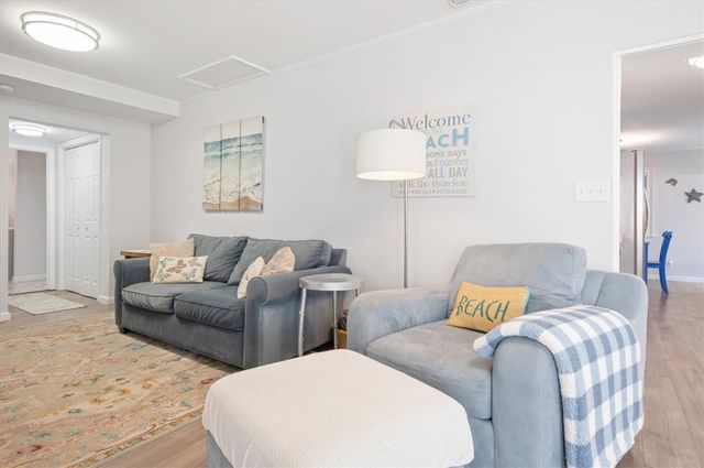 238 Broadway Street, St Simons Island, GA 31522