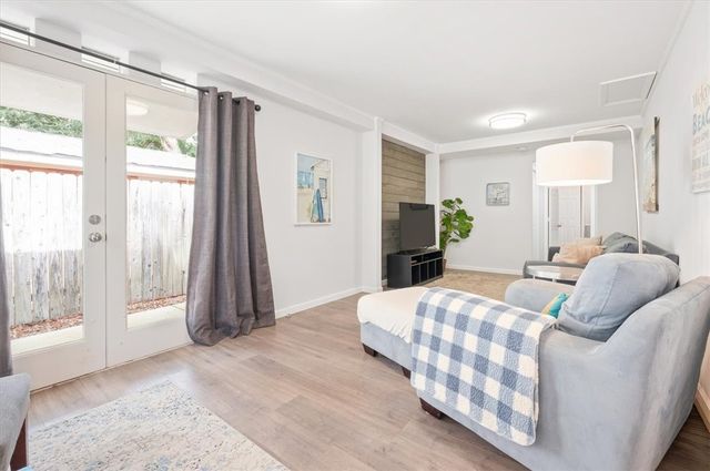 238 Broadway Street, St Simons Island, GA 31522