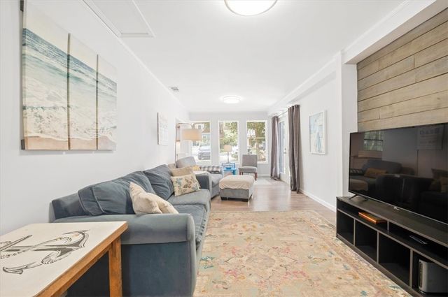 238 Broadway Street, St Simons Island, GA 31522