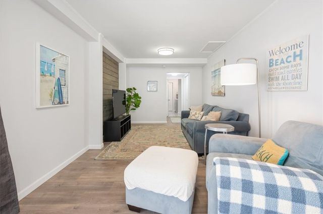 238 Broadway Street, St Simons Island, GA 31522