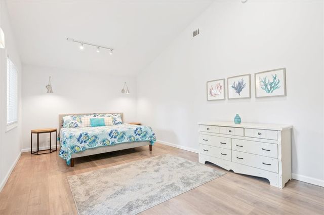 238 Broadway Street, St Simons Island, GA 31522