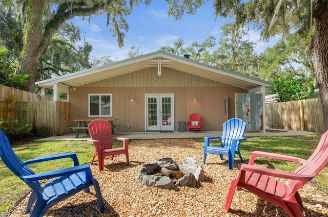 238 Broadway Street, St Simons Island, GA 31522