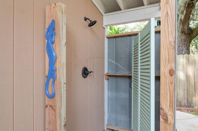 238 Broadway Street, St Simons Island, GA 31522