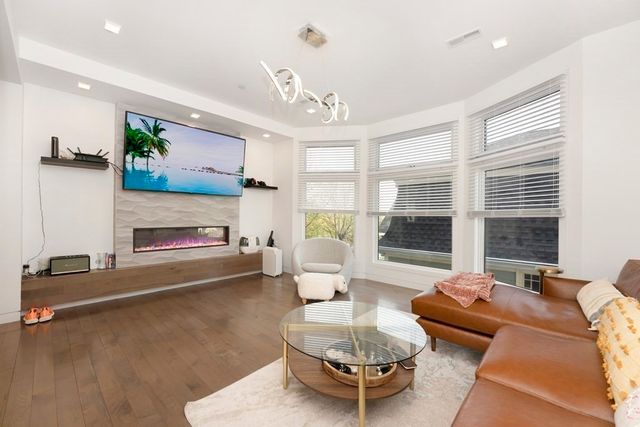 86 Fremont 2, Somerville, MA 02145