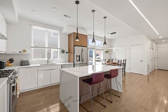 86 Fremont 2, Somerville, MA 02145