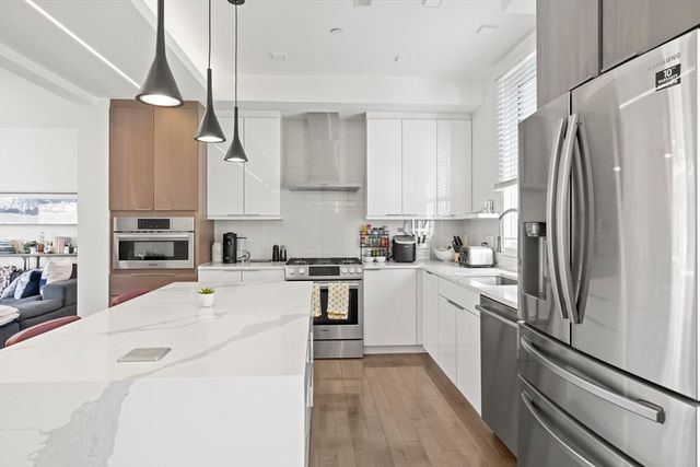 86 Fremont 2, Somerville, MA 02145