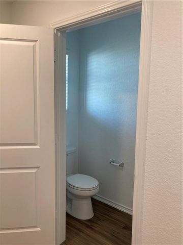 7204 Dancing Wind LN, Del Valle, TX 78617