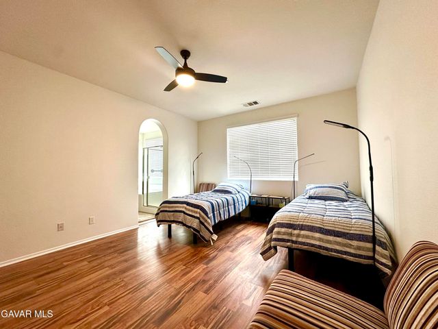 2324 Hay Market Street, Rosamond, CA 93560