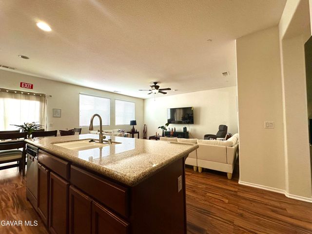 2324 Hay Market Street, Rosamond, CA 93560