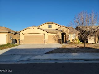 2324 Hay Market Street, Rosamond, CA 93560