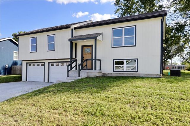 404 Lynn Street, Lawson, MO 64062