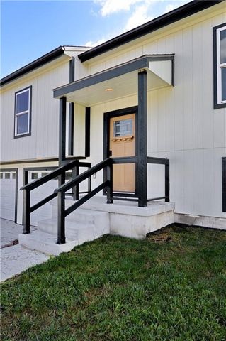 404 Lynn Street, Lawson, MO 64062