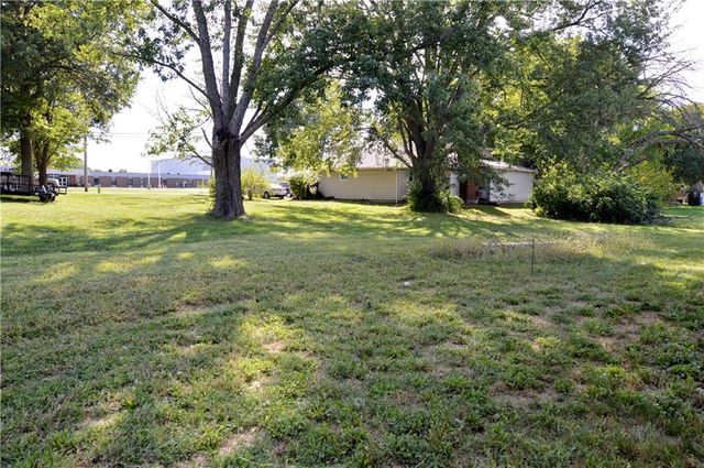 404 Lynn Street, Lawson, MO 64062