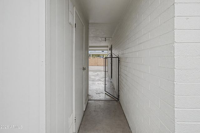 1129 N WEDGEWOOD Circle, Mesa, AZ 85203