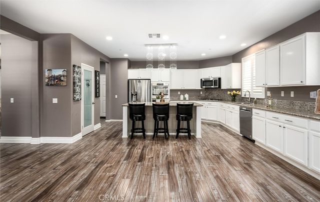 30881 Bristly Court, Murrieta, CA 92563