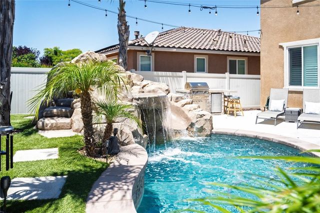 30881 Bristly Court, Murrieta, CA 92563