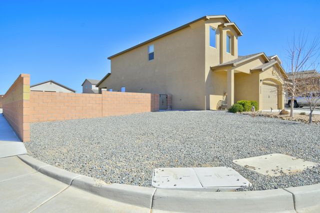 2717 Camino Plata Loop NE, Rio Rancho, NM 87144