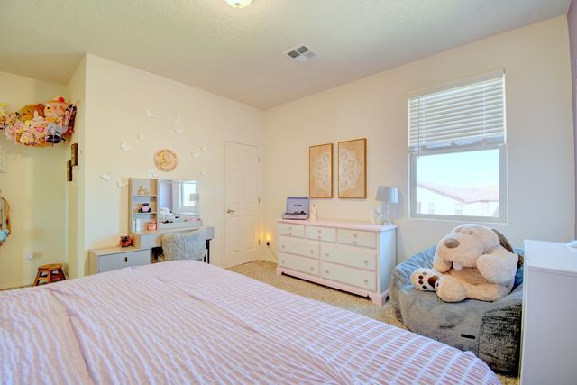 2717 Camino Plata Loop NE, Rio Rancho, NM 87144