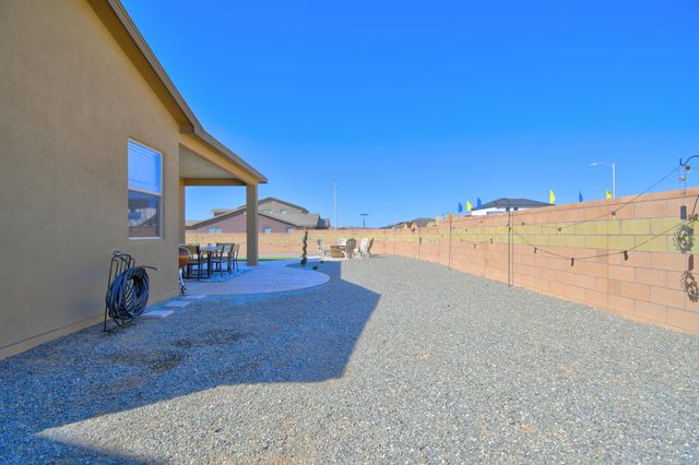 2717 Camino Plata Loop NE, Rio Rancho, NM 87144