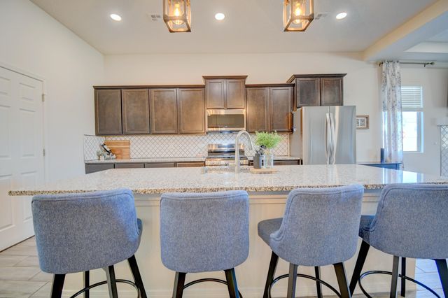 2717 Camino Plata Loop NE, Rio Rancho, NM 87144