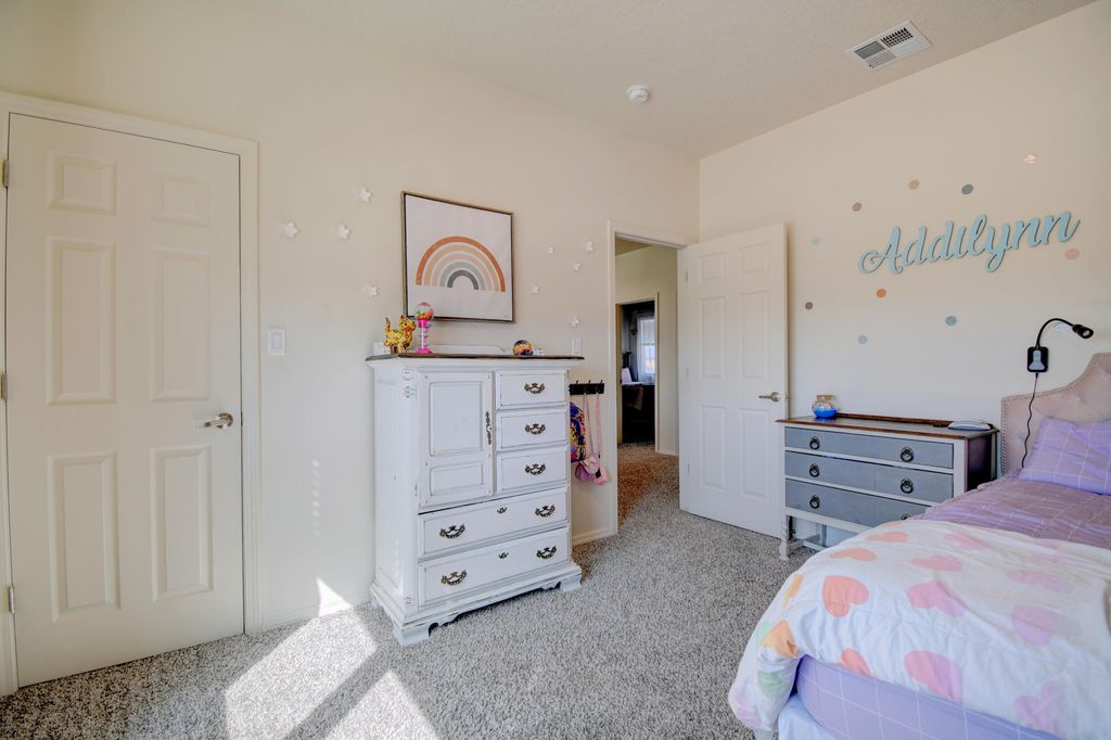 Image 23 of property listing at 2717 Camino Plata Loop NE, Rio Rancho, NM 87144