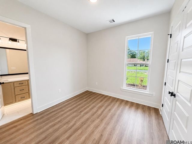 15952 J Baughman Aly, Walker, LA 70785