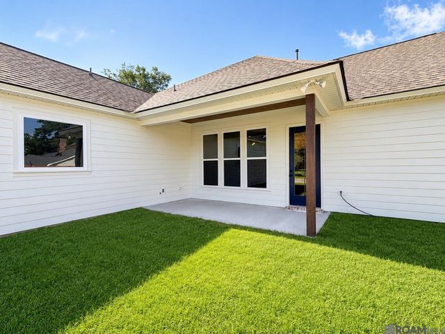 15952 J Baughman Aly, Walker, LA 70785