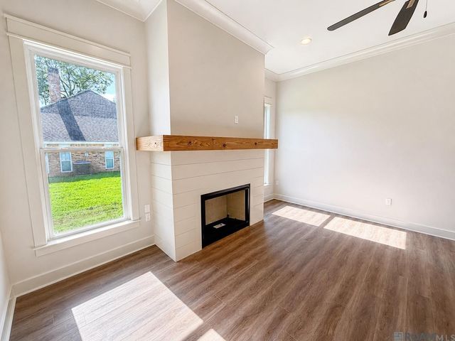 15952 J Baughman Aly, Walker, LA 70785