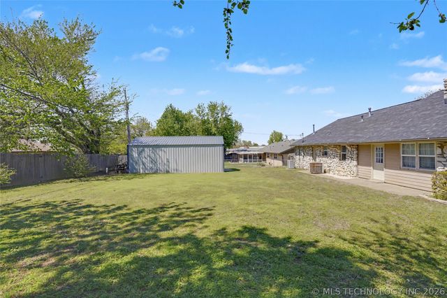 122 Lakeview Drive, Mannford, OK 74044