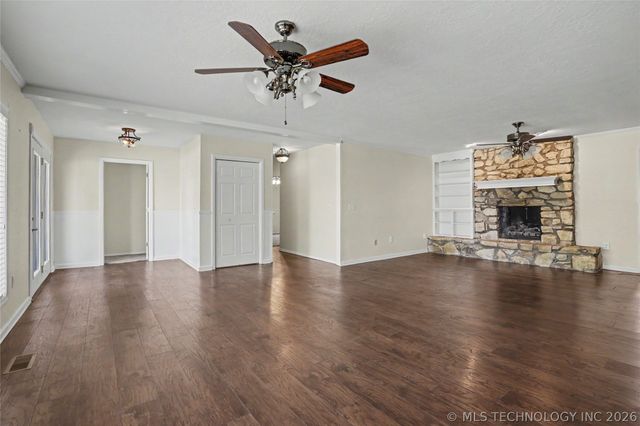 122 Lakeview Drive, Mannford, OK 74044