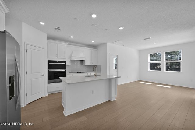 3530 AMERICANA Drive, Green Cove Springs, FL 32043