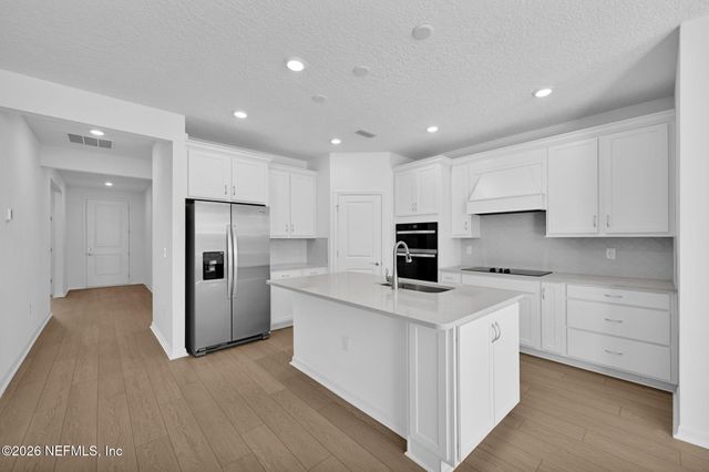 3530 AMERICANA Drive, Green Cove Springs, FL 32043