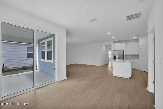 3530 AMERICANA Drive, Green Cove Springs, FL 32043