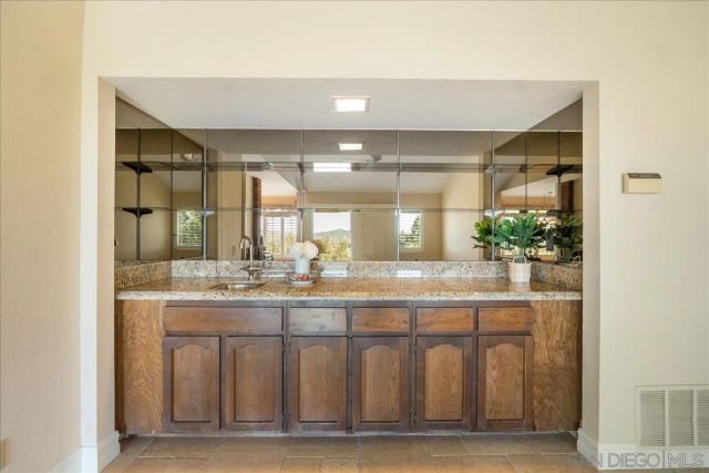 17526 Saint Andrews, Poway, CA 92064