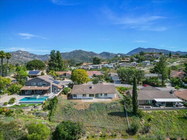17526 Saint Andrews, Poway, CA 92064