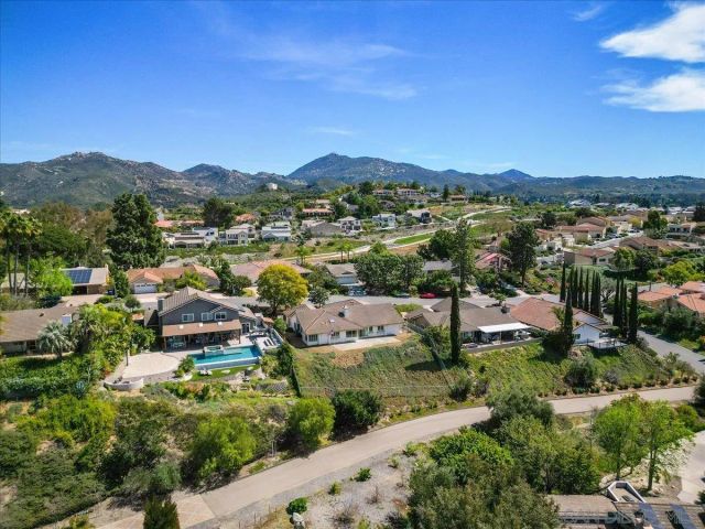 17526 Saint Andrews, Poway, CA 92064