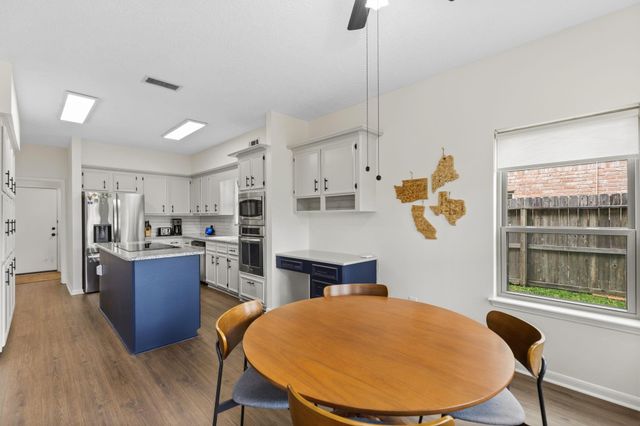 7314 Blenheim Palace Lane, Houston, TX 77095