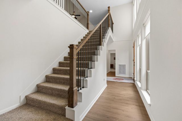 7314 Blenheim Palace Lane, Houston, TX 77095