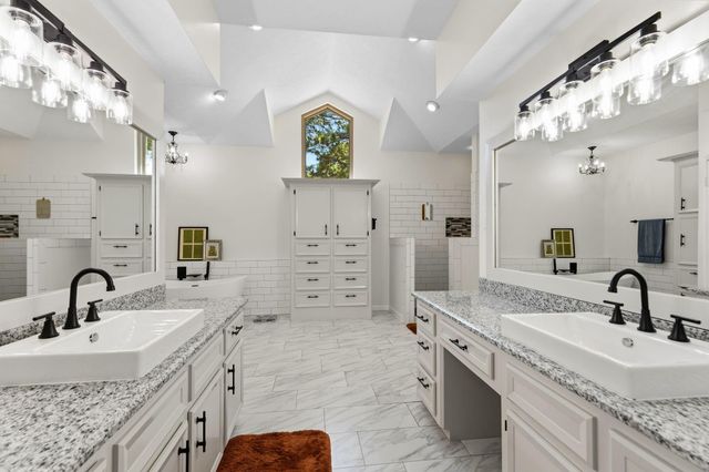 7314 Blenheim Palace Lane, Houston, TX 77095