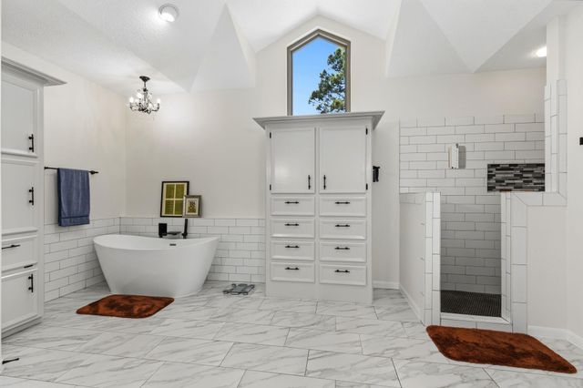 7314 Blenheim Palace Lane, Houston, TX 77095
