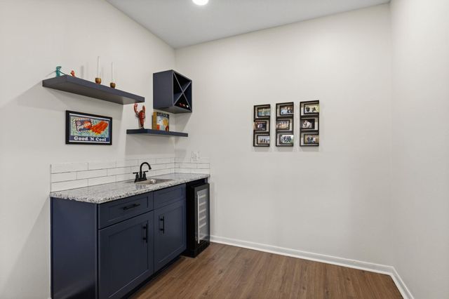 7314 Blenheim Palace Lane, Houston, TX 77095
