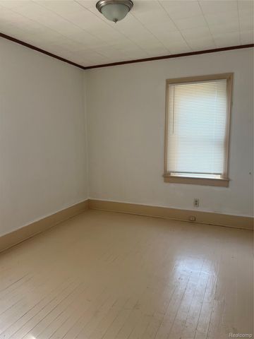 2554 Swayze Street, Flint, MI 48503