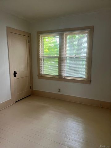 2554 Swayze Street, Flint, MI 48503