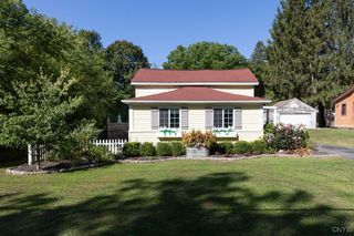 15 Phillips Street, Lysander, NY 13027