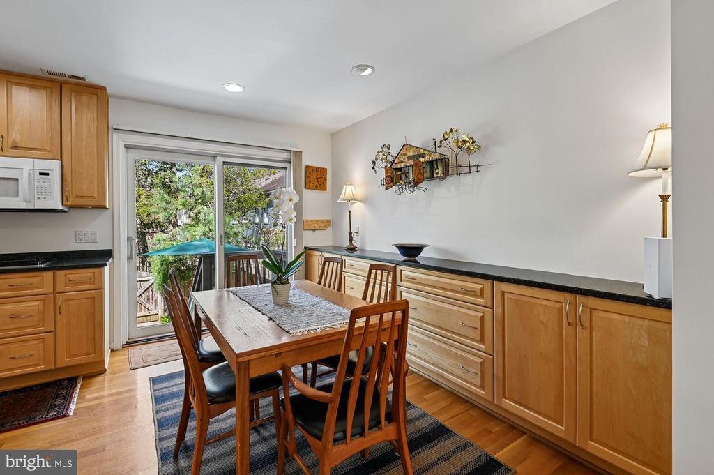 Image 10 of property listing at 1002 DREAMS LANDING WAY, Annapolis, MD 21401