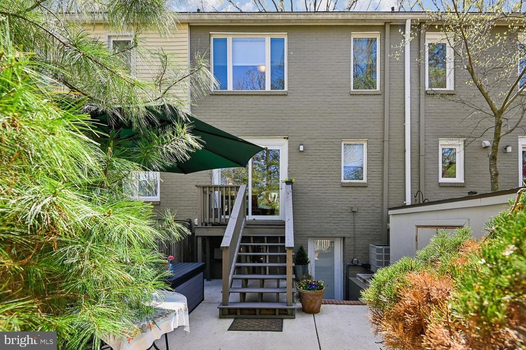 Image 11 of property listing at 1002 DREAMS LANDING WAY, Annapolis, MD 21401